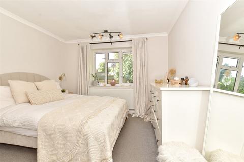 2 bedroom apartment for sale, Brokes Way, Tunbridge Wells, Kent