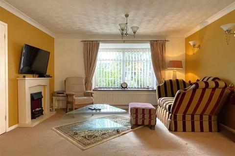 24 Briar Close, Lowestoft, NR32 4SU