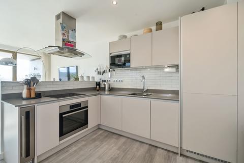 2 bedroom apartment for sale, Stockwell Road, London