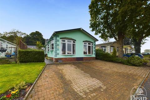 3 bedroom park home for sale, Clanna Country Park, Lydney GL15