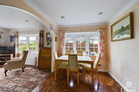 3 bedroom park home for sale, Clanna Country Park, Lydney GL15