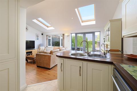 4 bedroom detached house for sale, Brookview, Sutton Street, Bearsted