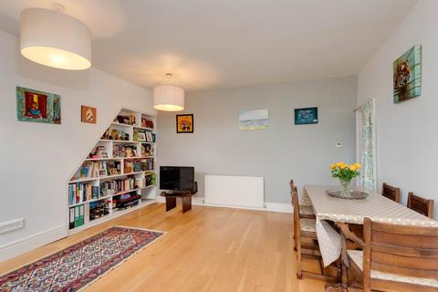 2 bedroom apartment for sale, Avenue Road, Highgate