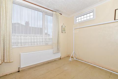 12 Oxleas Close, Welling, DA16 2SU