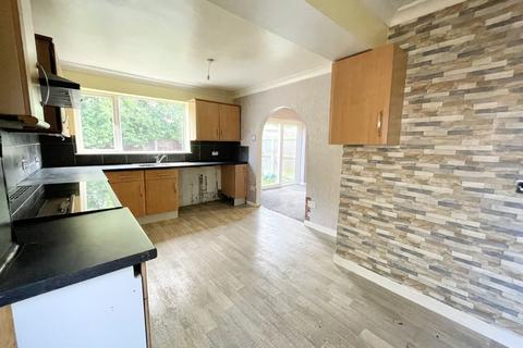 8 Willow Grove, Hambleton, Poulton-le-fylde, FY6 9ED