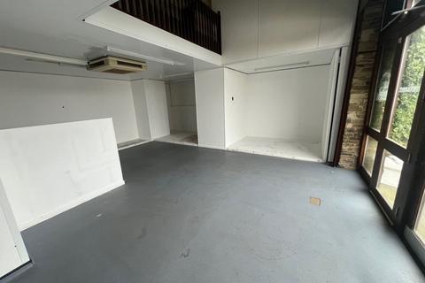 Cafe to rent, Law Lane, Halifax HX3