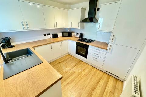 3 bedroom terraced house for sale, 5 Barrington Gardens, Beith