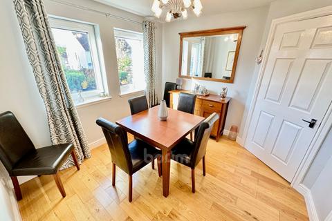 3 bedroom terraced house for sale, 5 Barrington Gardens, Beith