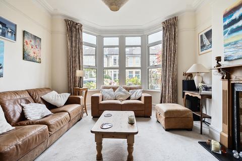 4 Cairns Road, Bristol, BS6 7TZ