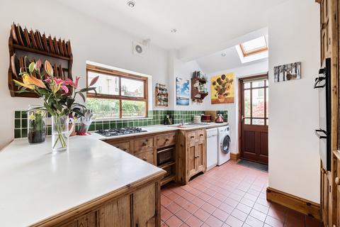 4 Cairns Road, Bristol, BS6 7TZ