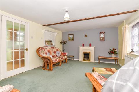 3 bedroom character property for sale, Cannon Street, Lydd, Kent