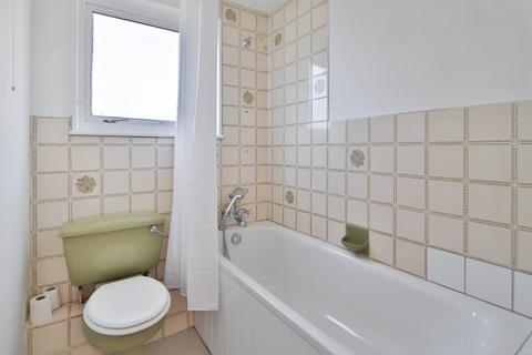 1 bedroom house for sale, Kingston Road, New Malden