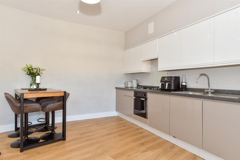 Kitchen/ Living Area