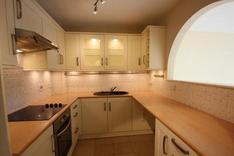 2 bedroom apartment to rent, Dorchester Court, Woking GU22