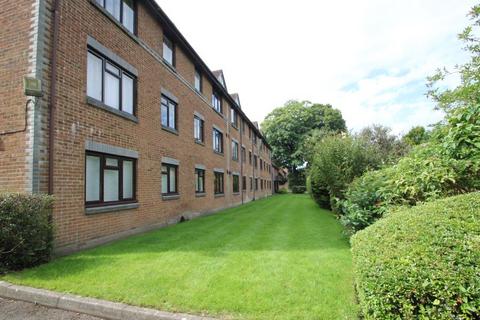 2 bedroom apartment to rent, Dorchester Court, Woking GU22