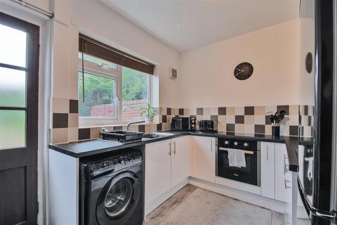 3 bedroom terraced house for sale, Pottery Lane, Off Fossway