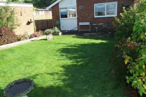 2 bedroom detached bungalow for sale, WATERINGBURY, KENT.