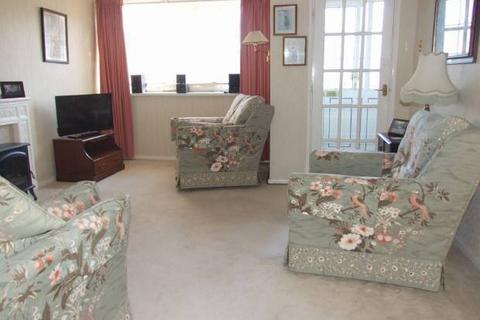 2 bedroom detached bungalow for sale, WATERINGBURY, KENT.