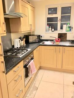 1 bedroom in a flat share to rent, Coldershaw Road, London W13