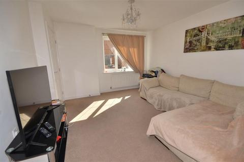 3 bedroom semi-detached house for sale, Cromwell Mount, Pontefract