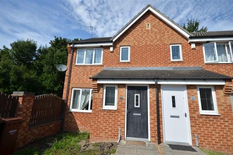 3 bedroom semi-detached house for sale, Cromwell Mount, Pontefract