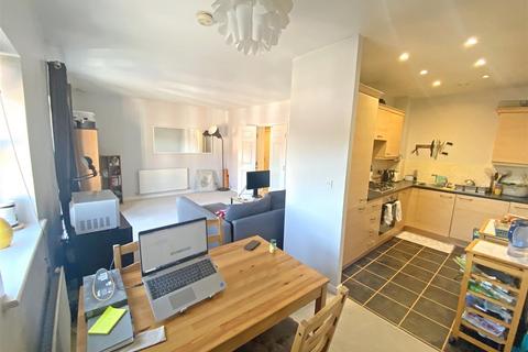 2 bedroom penthouse for sale, St. Peters Way, Stratford-Upon-Avon CV37