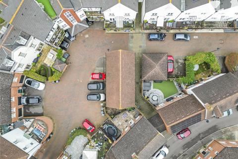 2 Bridge View, Greenhithe, DA9 9GA