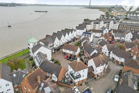 2 Bridge View, Greenhithe, DA9 9GA