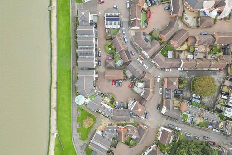 2 Bridge View, Greenhithe, DA9 9GA