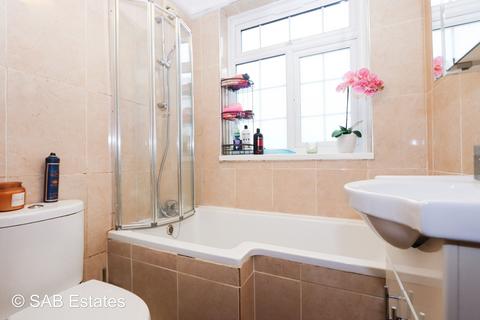 41 Adrienne Avenue, Southall, UB1 2QW