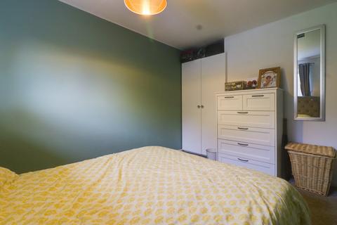 24 Bellmount Green, Leeds, LS13 2NE