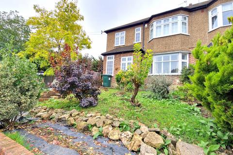 2 bedroom maisonette for sale, Dene Road, London N11