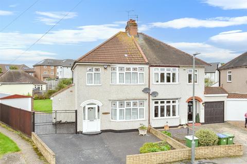 13 Marina Drive, Welling, DA16 3QY