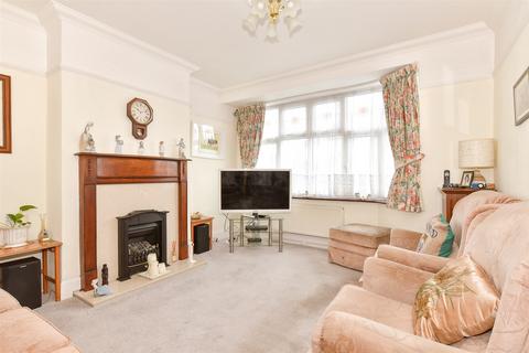 13 Marina Drive, Welling, DA16 3QY