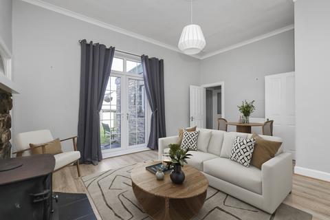 4 Cochrina Place, Rosewell, EH24 9AD