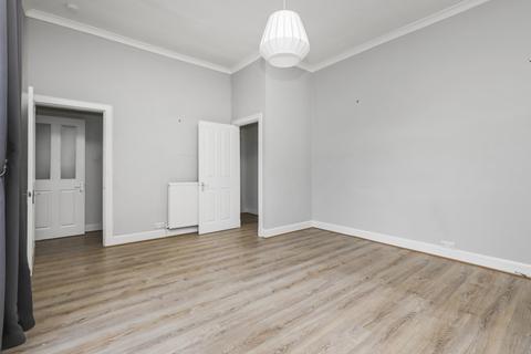 4 Cochrina Place, Rosewell, EH24 9AD