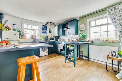 2 bedroom maisonette for sale, High Street, Lewes