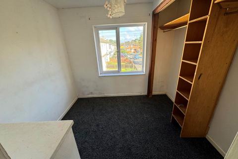 25 Blackdown Road, Taunton, TA2 8EY