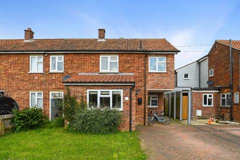 4 bedroom semi-detached house for sale, Peterhouse Crescent, Woodbridge