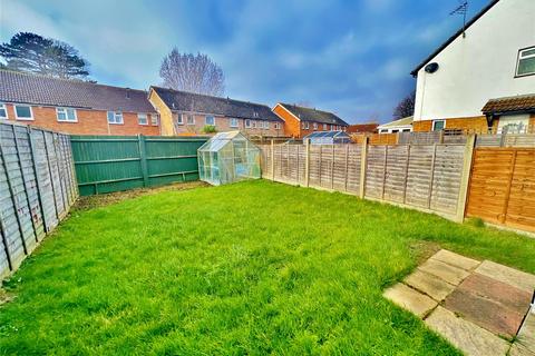 1 bedroom flat to rent, Wadhurst Close, West Sussex PO21