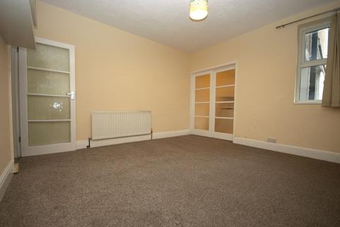 3 bedroom terraced house to rent, Poplar Grove, Rugby, CV21