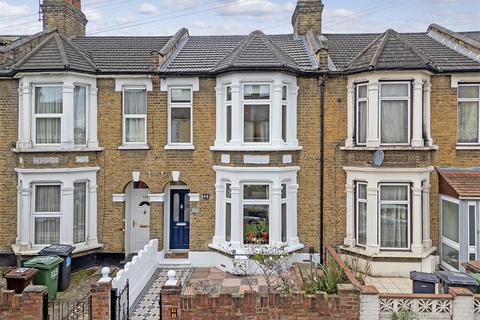 3 bedroom house for sale, Manor Road, London E10