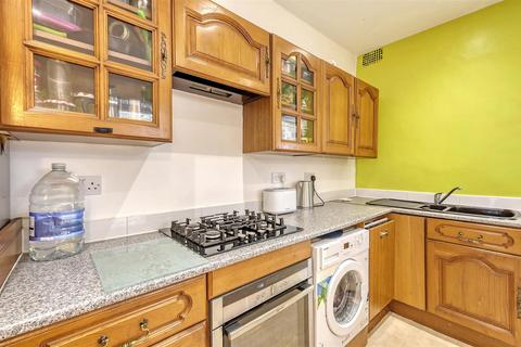 127 Manor Road, Leyton, London, E10 7HW