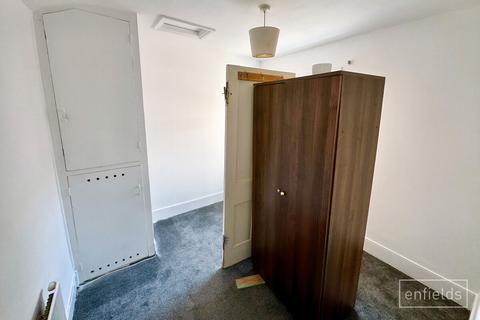 63 Lodge Road, Southampton, SO14 6RH