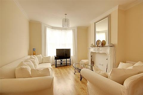 69 Medcalf Road, Enfield, EN3 6HJ