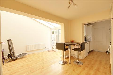69 Medcalf Road, Enfield, EN3 6HJ