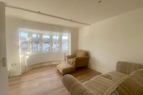 1 bedroom flat to rent, Cheam, Sutton SM3