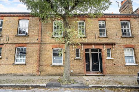 2 bedroom maisonette for sale, Canon Beck Road, London, SE16