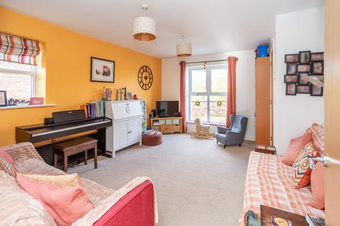 3 bedroom end of terrace house for sale, York YO24