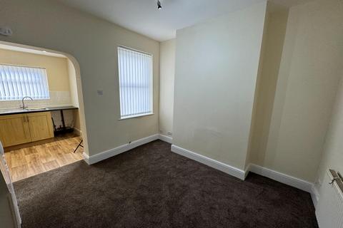 2 bedroom terraced house to rent, Acacia Grove, Wirral CH44